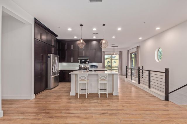 6565 E Thomas Road Unit 1028, Scottsdale, AZ 85251
