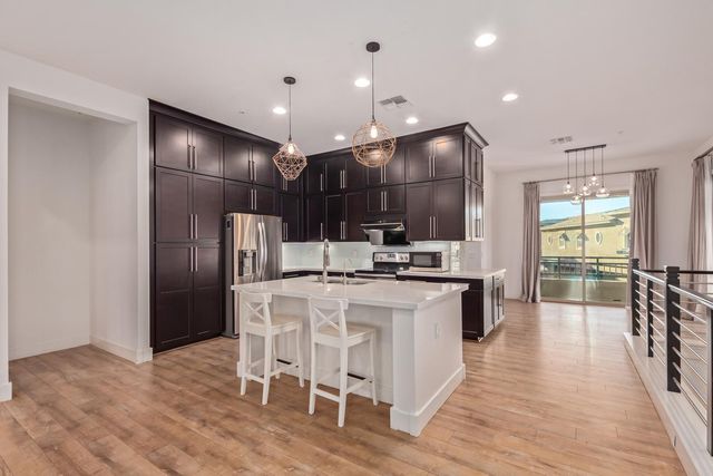 6565 E Thomas Road Unit 1028, Scottsdale, AZ 85251