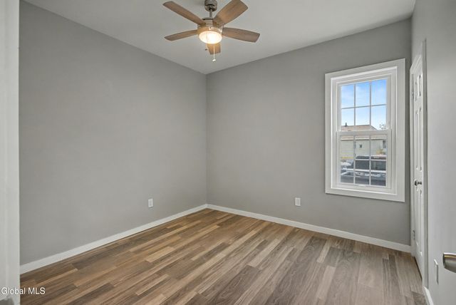 332 Georgetta Dix Plz, Schenectady, NY 12307