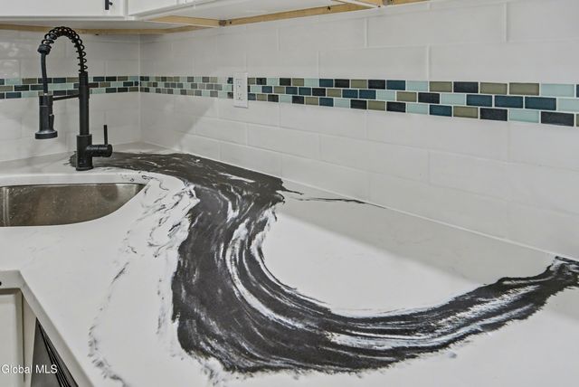 332 Georgetta Dix Plz, Schenectady, NY 12307