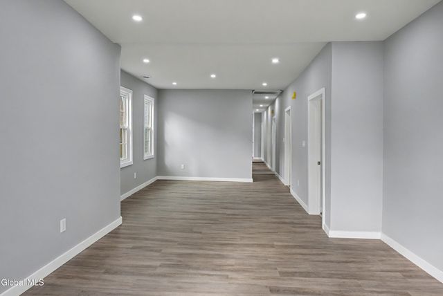 332 Georgetta Dix Plz, Schenectady, NY 12307