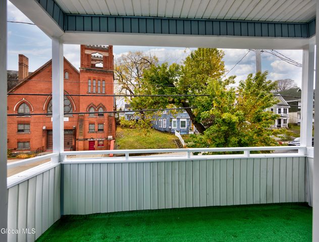 332 Georgetta Dix Plz, Schenectady, NY 12307