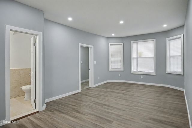 332 Georgetta Dix Plz, Schenectady, NY 12307