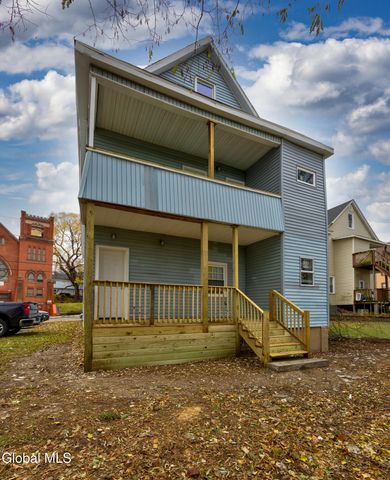 332 Georgetta Dix Plz, Schenectady, NY 12307