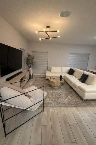 290 CEDAR BARK LANE, Sanford, FL 32771