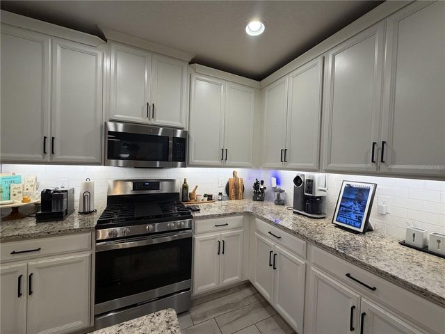 290 CEDAR BARK LANE, Sanford, FL 32771