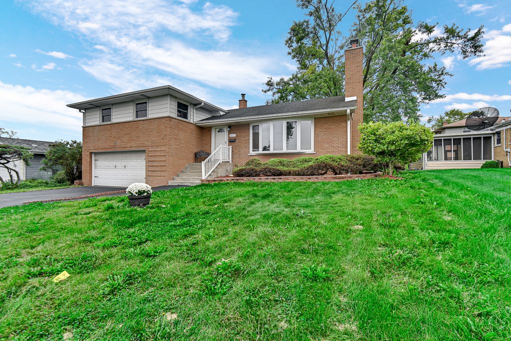 2611 171st Street, Hazel Crest, IL 60429 — photo 3