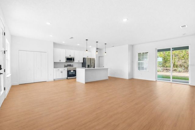 5227 SW 165TH STREET ROAD, Ocala, FL 34473