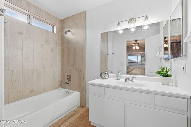 3575 W Trevor Drive, Tucson, AZ 85741
