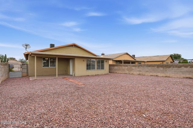 3575 W Trevor Drive, Tucson, AZ 85741