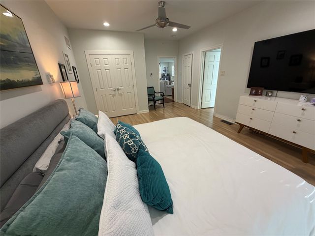 3232 Bellaire Drive W, Fort Worth, TX 76109