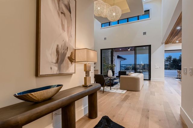 4800 Mondonedo CV, Austin, TX 78738