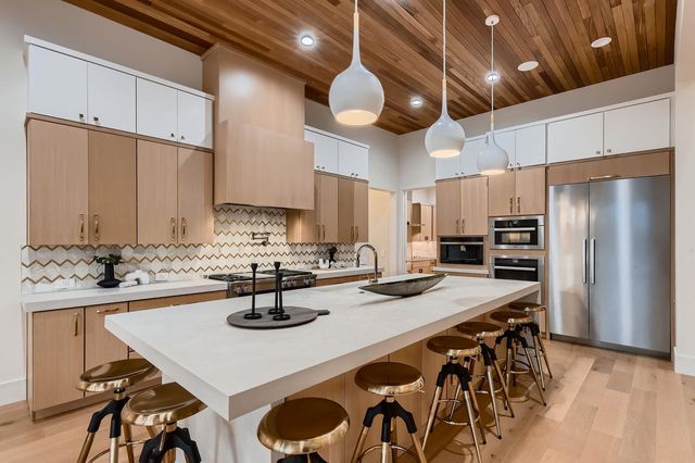 4800 Mondonedo CV, Austin, TX 78738