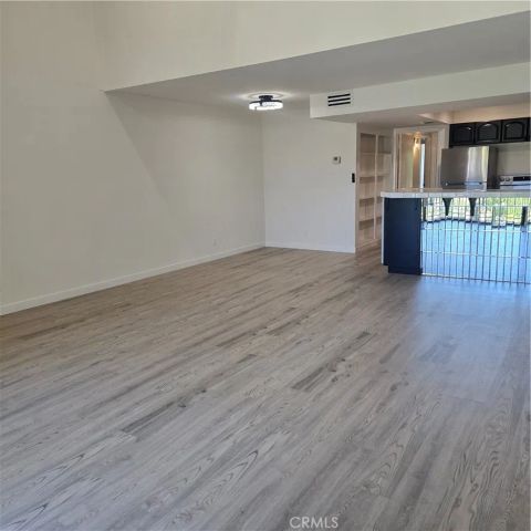 23401 Park Sorrento 50, Calabasas, CA 91302