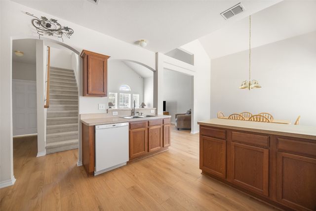 3023 Lake Ridge Drive, Sanger, TX 76266