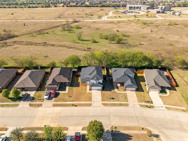 3023 Lake Ridge Drive, Sanger, TX 76266