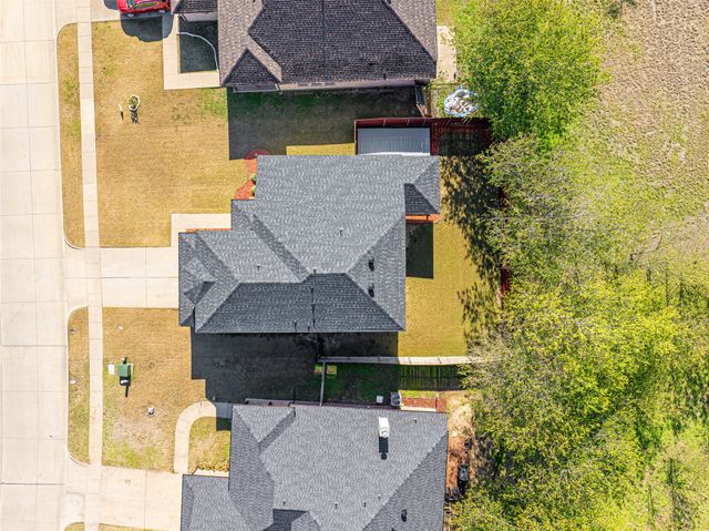 3023 Lake Ridge Drive, Sanger, TX 76266