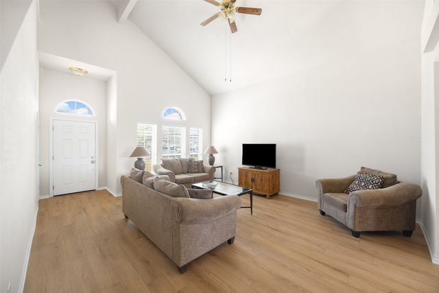 3023 Lake Ridge Drive, Sanger, TX 76266