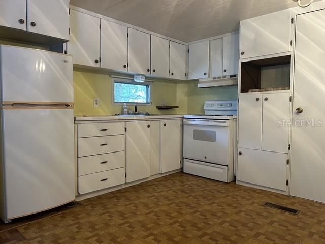 16815 SE 101ST COURT ROAD, Summerfield, FL 34491