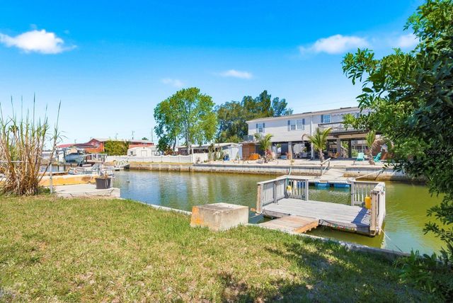 6815 FLICKER LANE, Hudson, FL 34667