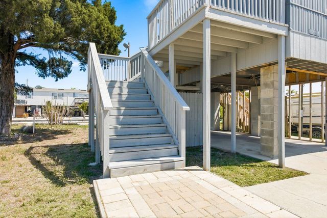 6815 FLICKER LANE, Hudson, FL 34667