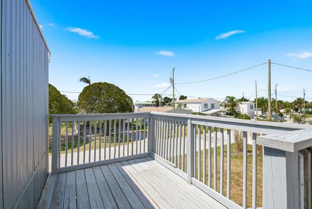 6815 FLICKER LANE, Hudson, FL 34667