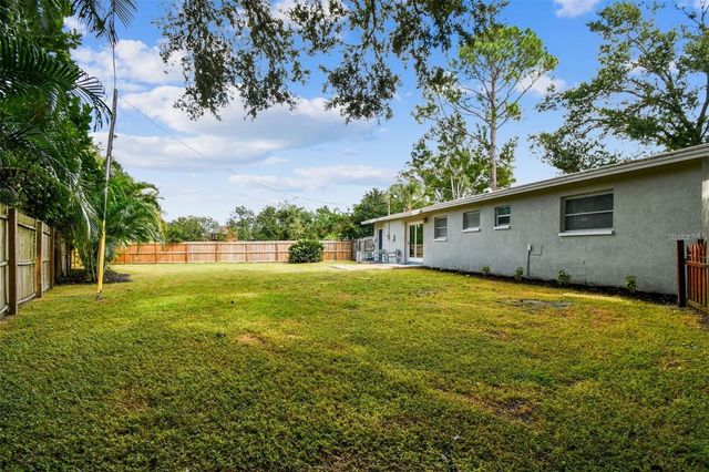 4545 37TH AVENUE N, St Petersburg, FL 33713