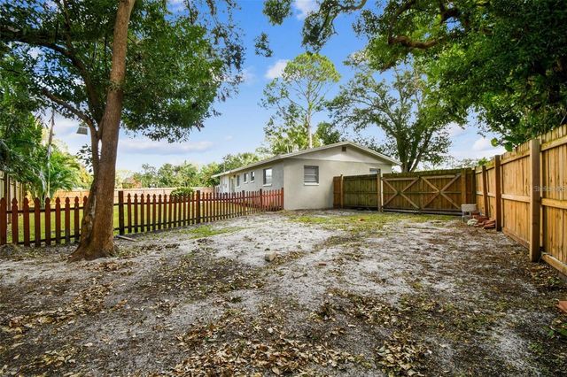 4545 37TH AVENUE N, St Petersburg, FL 33713