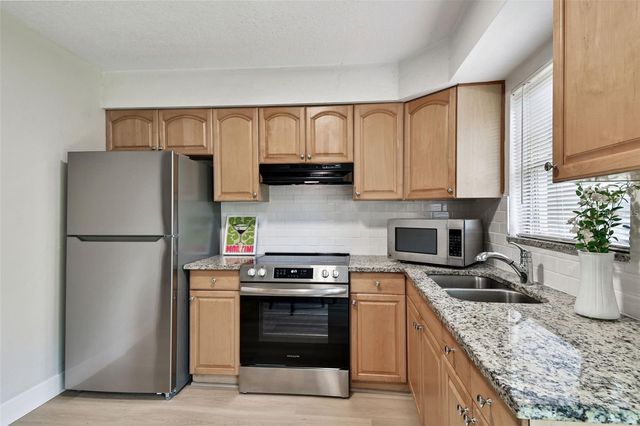 4545 37TH AVENUE N, St Petersburg, FL 33713