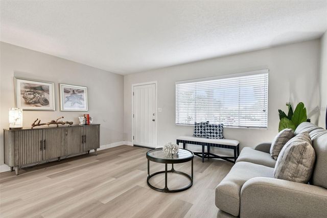 4545 37TH AVENUE N, St Petersburg, FL 33713