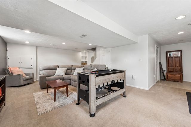 248 William Dr, North Strabane, PA 15317