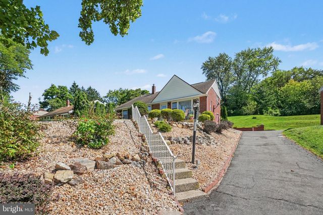 2309 HAMPDEN BLVD, Reading, PA 19604