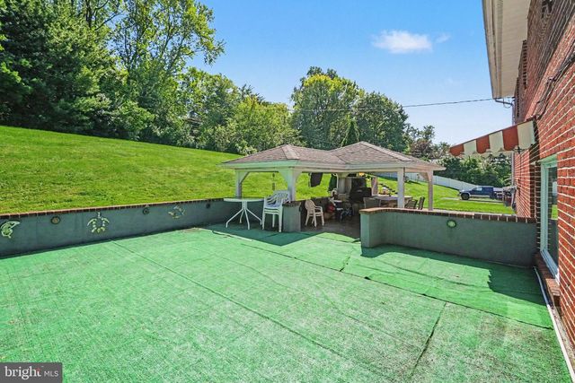 2309 HAMPDEN BLVD, Reading, PA 19604