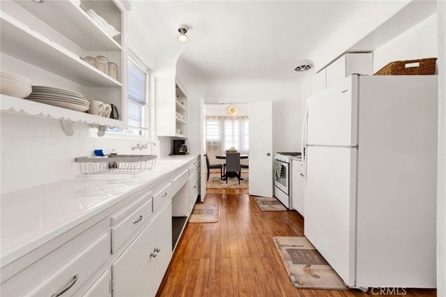 4343 Laurel Canyon Boulevard, Studio City, CA 91604