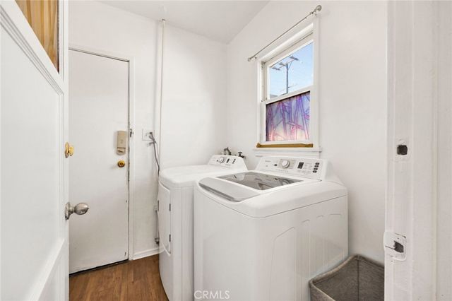 4343 Laurel Canyon Boulevard, Studio City, CA 91604