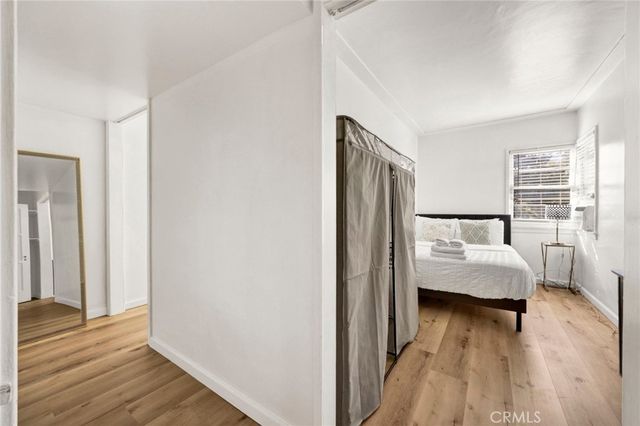 4343 Laurel Canyon Boulevard, Studio City, CA 91604