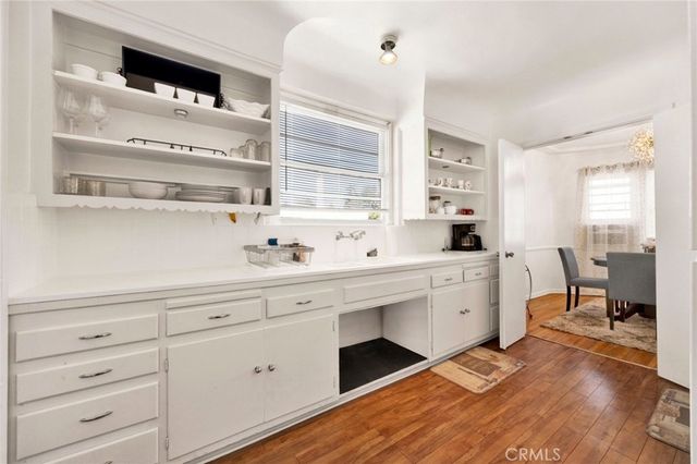 4343 Laurel Canyon Boulevard, Studio City, CA 91604