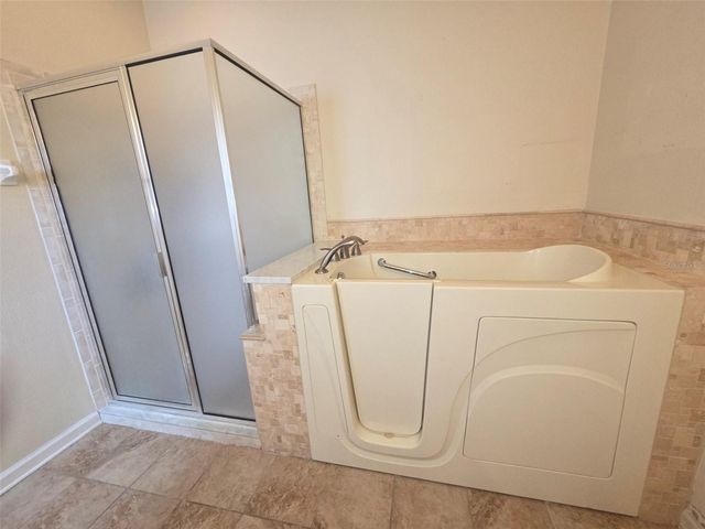 8755 SILK BAY PLACE, Orlando, FL 32827