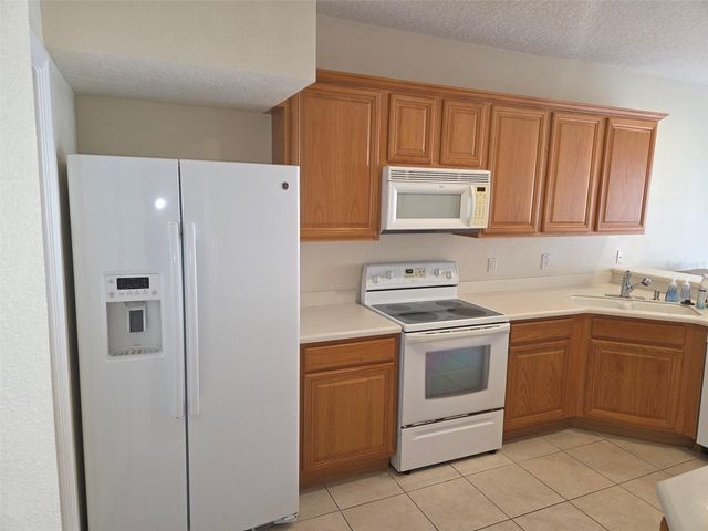 8755 SILK BAY PLACE, Orlando, FL 32827