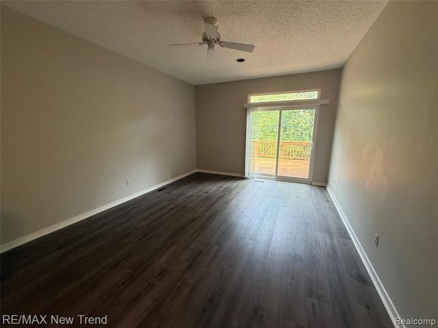 41855 Cantebury Drive, Novi, MI 48377