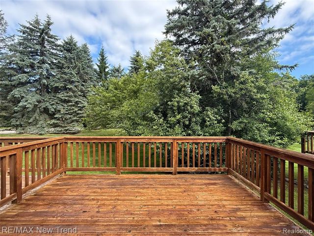 41855 Cantebury Drive, Novi, MI 48377