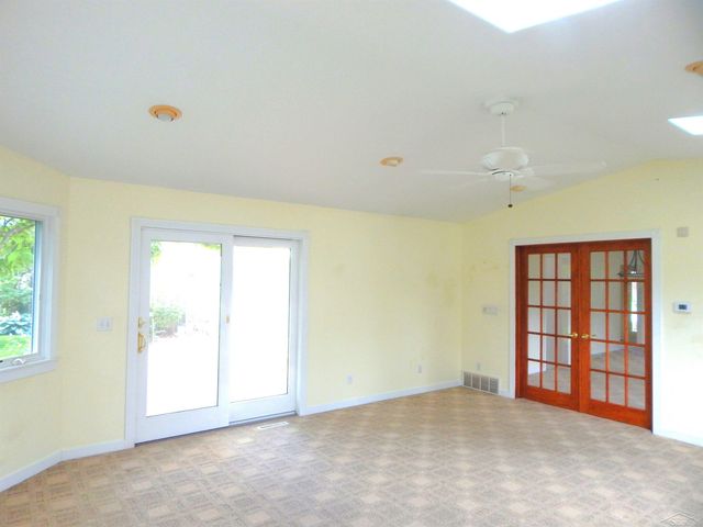 485 Winthrop Lane, Saginaw, MI 48638