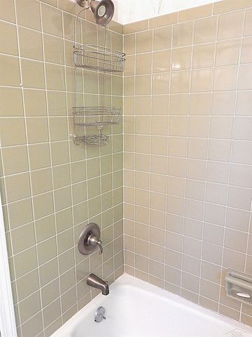 485 Winthrop Lane, Saginaw, MI 48638