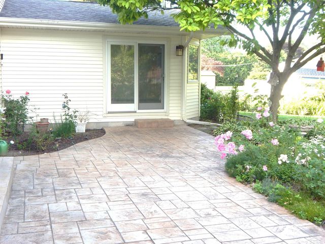 485 Winthrop Lane, Saginaw, MI 48638