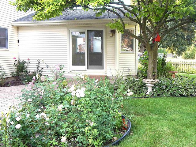 485 Winthrop Lane, Saginaw, MI 48638