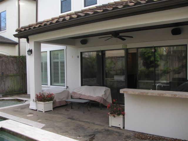 4112 Blossom Street, Houston, TX 77007