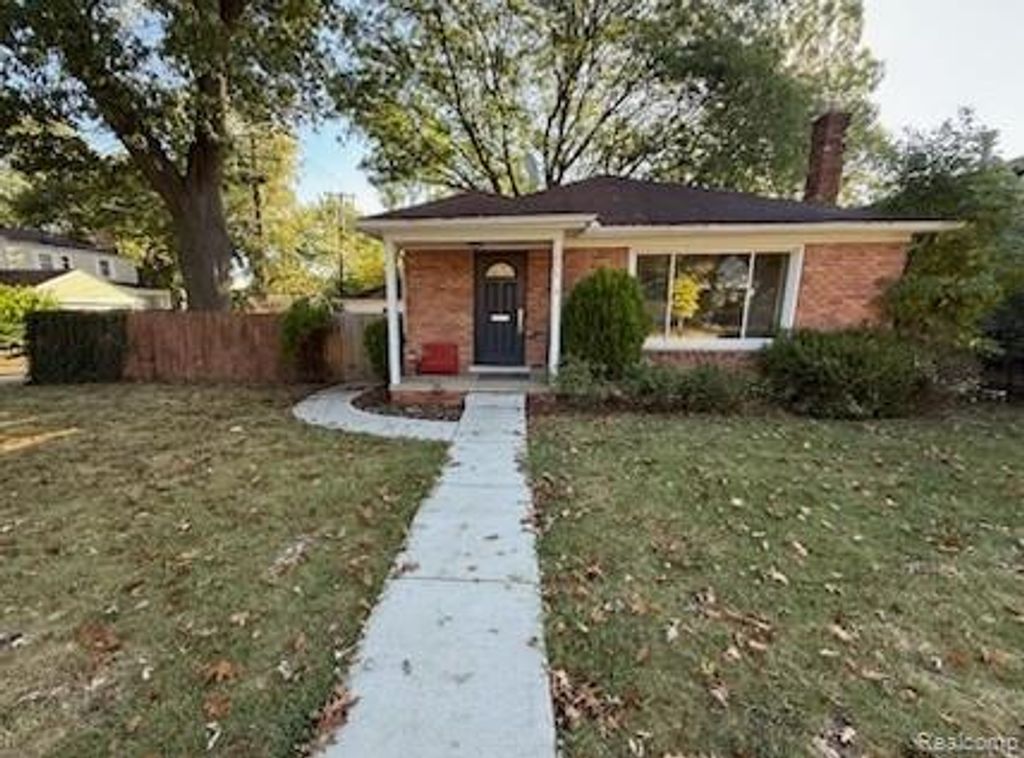 2856 Central Street, Berkley, MI 48072