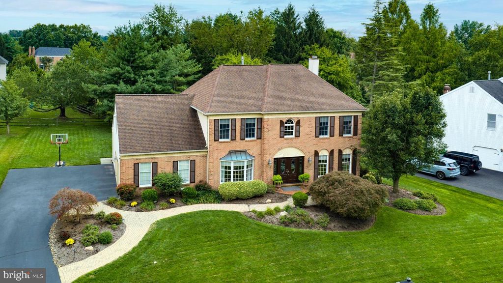 708 CASTLEWOOD DR, DRESHER, PA 19025 — photo 2