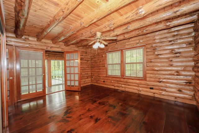 34 Edwards Mill Road, Chester, NH 03036