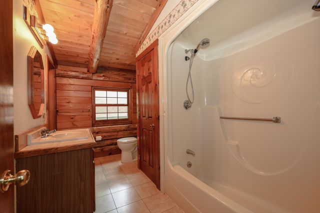 34 Edwards Mill Road, Chester, NH 03036